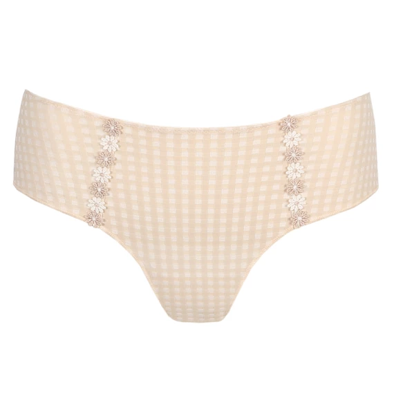 Avero Hotpants 3 Avero Hotpants