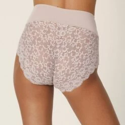 Color Studio Figurformender Taillenslip -Unterwäsche Verkäufe 2024 colorstudiolacecorrigerendeslip2 0521631pne