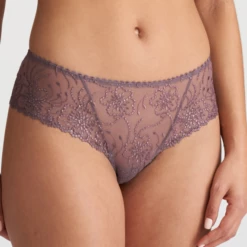 Jane Luxus String 9 Jane Luxus String -Unterwäsche Verkäufe 2024 janeluxestring 0601331cni2