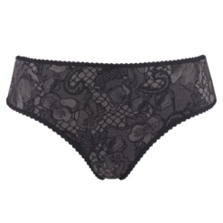 Lioness Of Brittany Slip