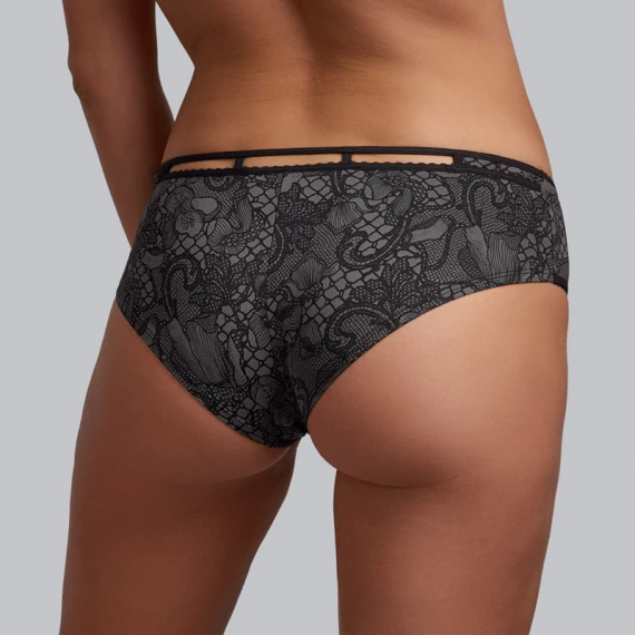 Lioness Of Brittany Slip 5 Lioness Of Brittany Slip – Bild 3